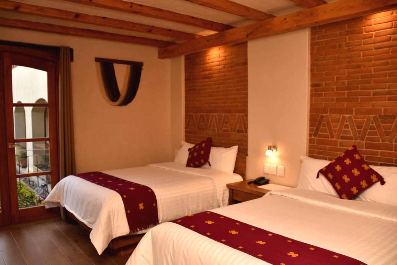 Hotel Junvay ซานกริสโตบัล เด ลาสกาซาส ภายนอก รูปภาพ