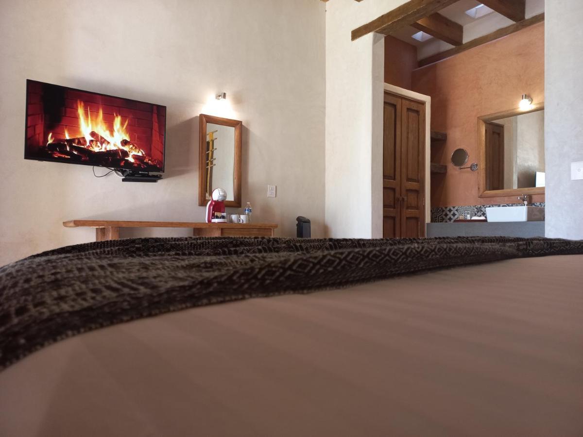 Hotel Junvay ซานกริสโตบัล เด ลาสกาซาส ภายนอก รูปภาพ